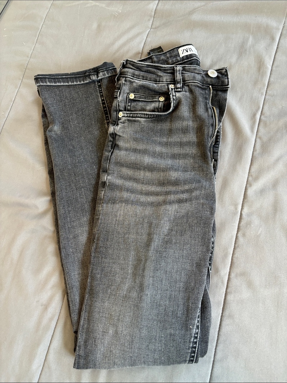 Zara Gray Straight leg Jeans with Subtle Fade